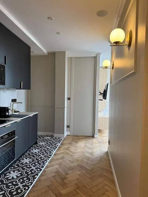 Bel Appartement Climatise En Plein Coeur De Lilla Appartamento